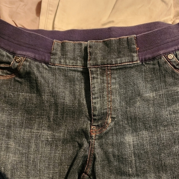 A.N.A. Maternity Cropped Blue Denim Jeans Low Panel Stretch Women's Small S EUC - Picture 3 of 10